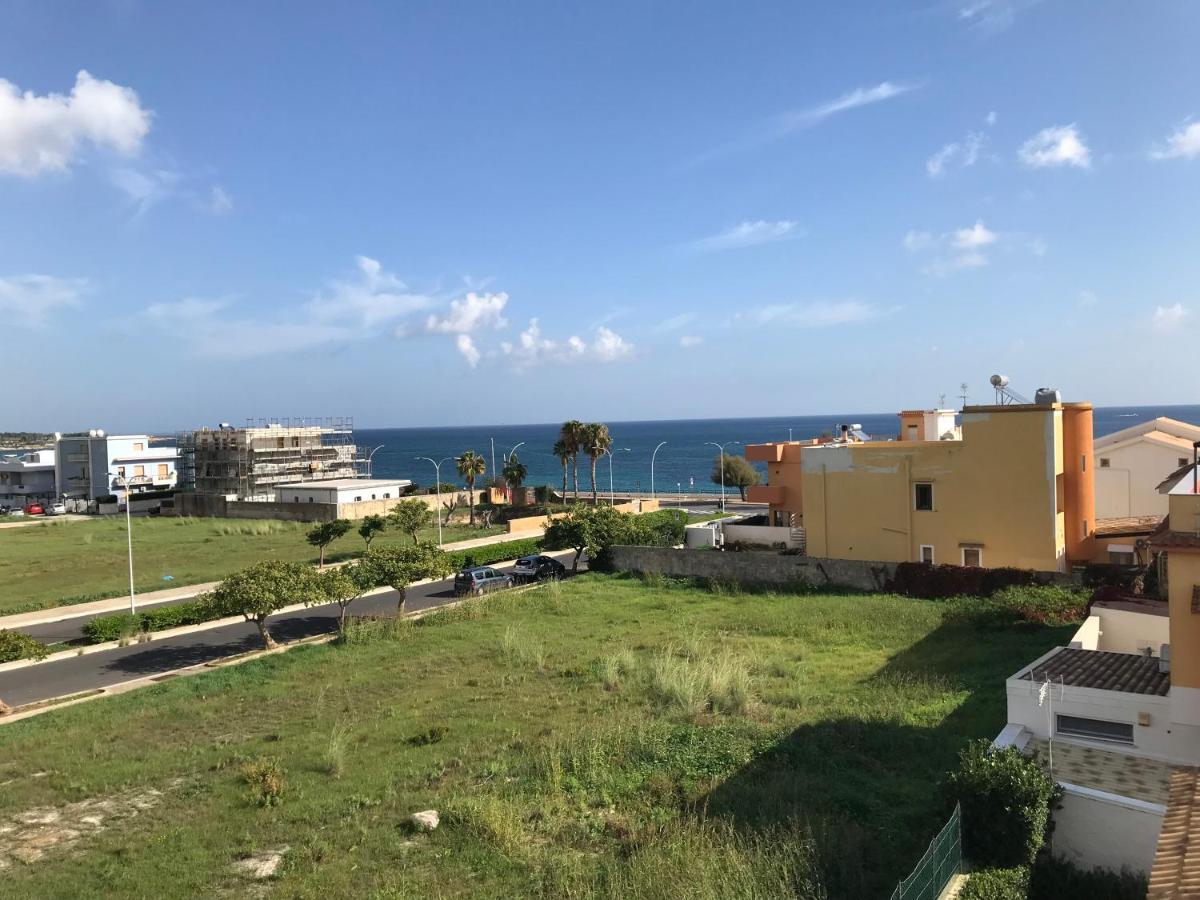 אבולה Scogliera Apartments מראה חיצוני תמונה