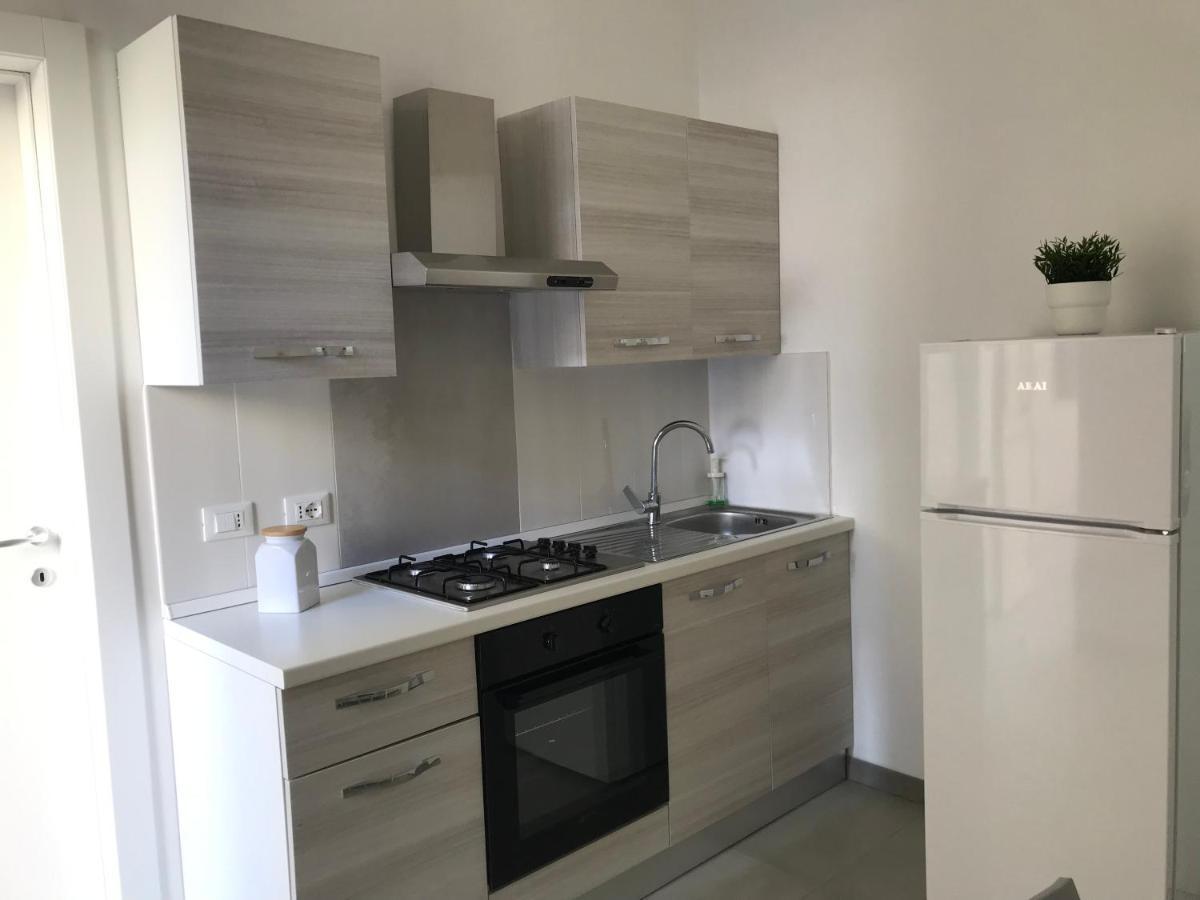 אבולה Scogliera Apartments מראה חיצוני תמונה