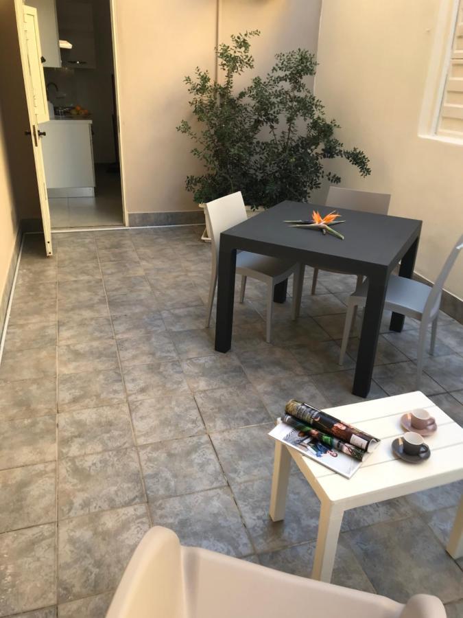 אבולה Scogliera Apartments מראה חיצוני תמונה
