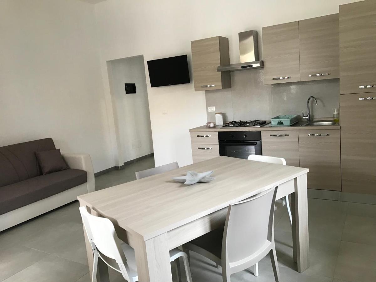 אבולה Scogliera Apartments מראה חיצוני תמונה