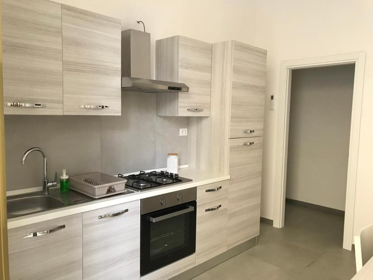 אבולה Scogliera Apartments מראה חיצוני תמונה