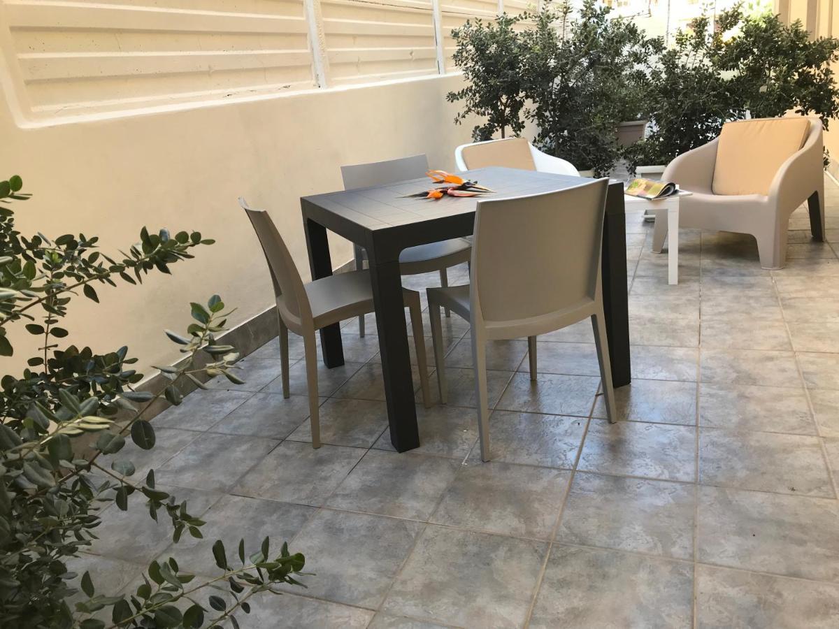 אבולה Scogliera Apartments מראה חיצוני תמונה