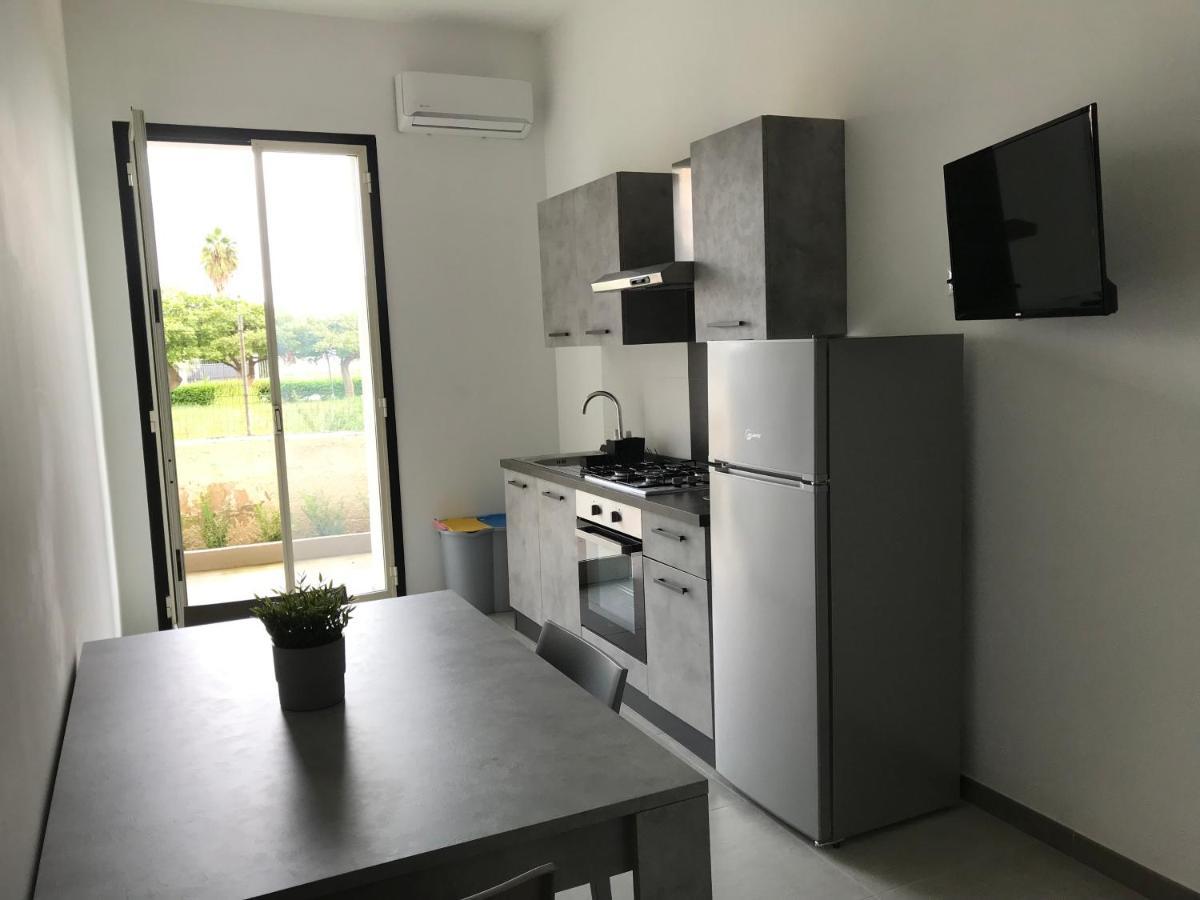 אבולה Scogliera Apartments מראה חיצוני תמונה