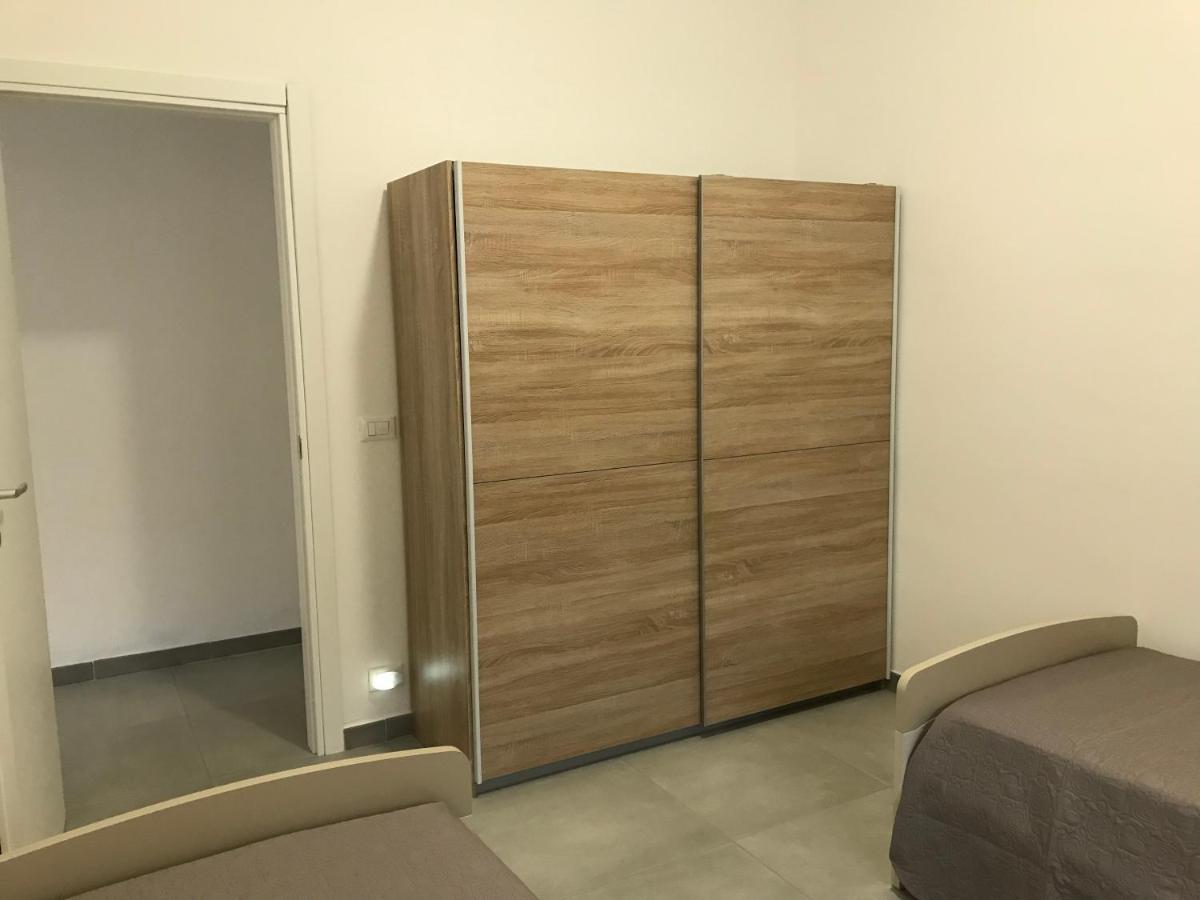 אבולה Scogliera Apartments מראה חיצוני תמונה