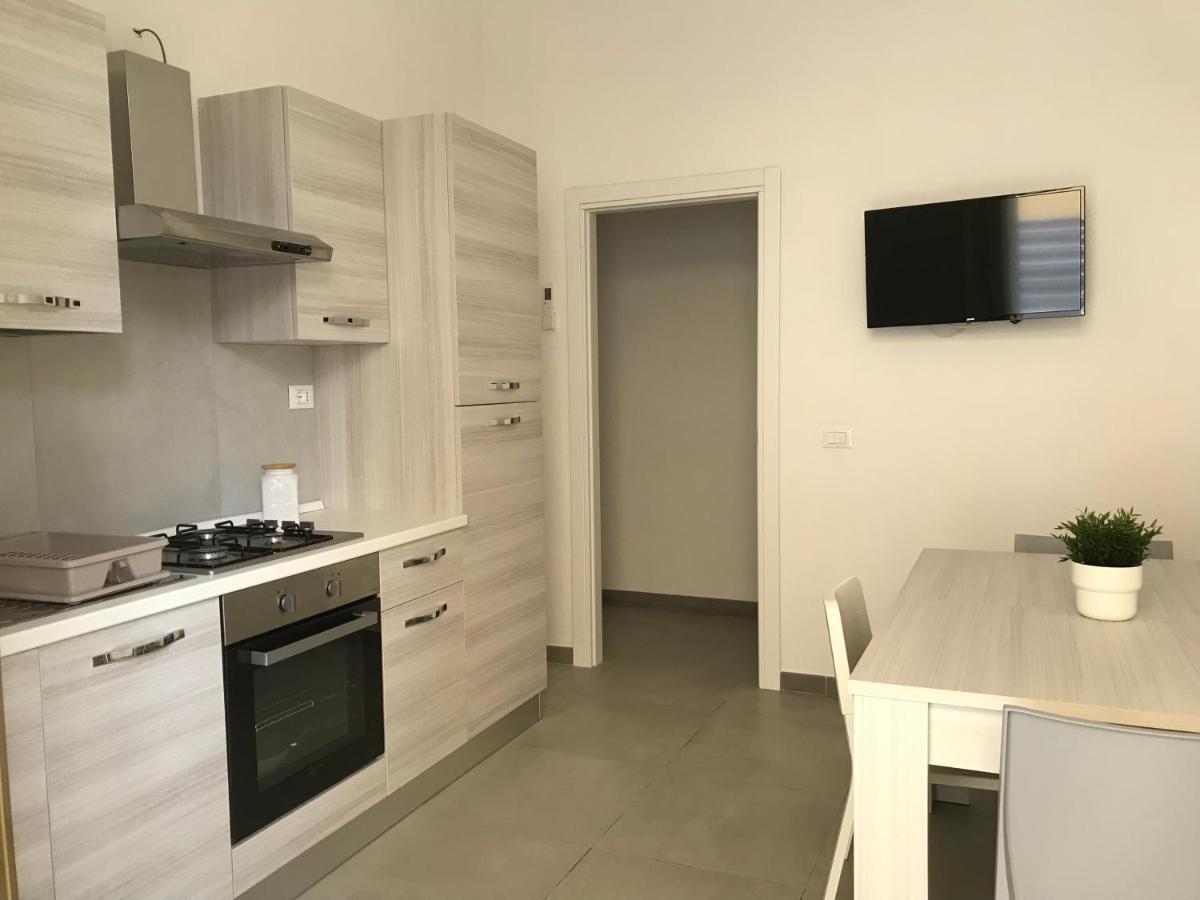 אבולה Scogliera Apartments מראה חיצוני תמונה