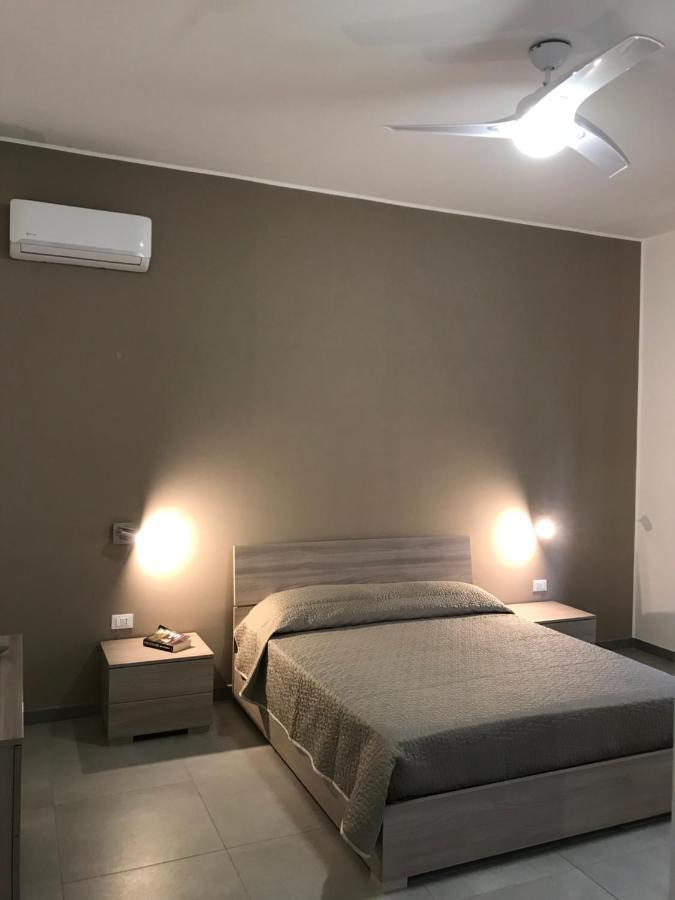 אבולה Scogliera Apartments מראה חיצוני תמונה