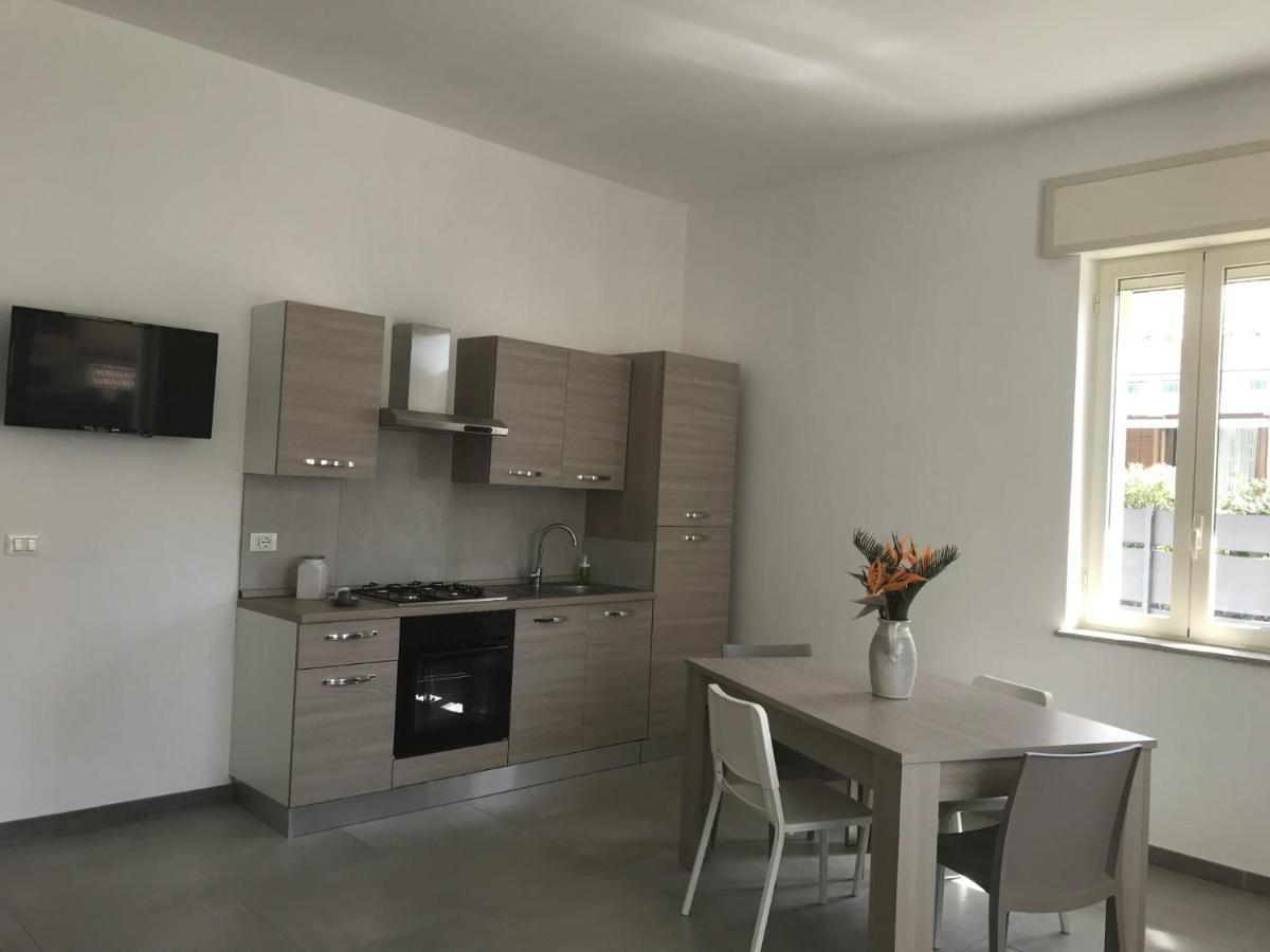 אבולה Scogliera Apartments מראה חיצוני תמונה
