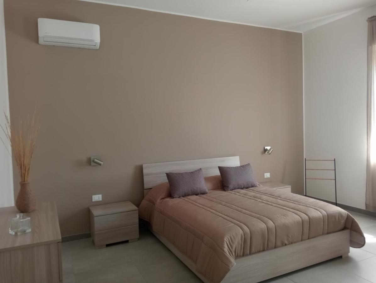 אבולה Scogliera Apartments מראה חיצוני תמונה