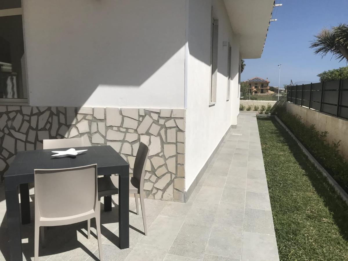 אבולה Scogliera Apartments מראה חיצוני תמונה